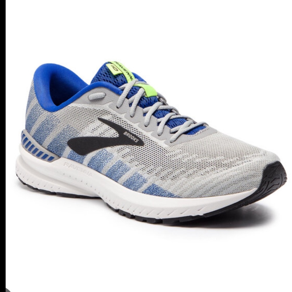 Brooks Ravenna 10 - Men’s Size 9.5